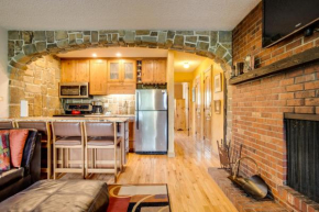 Pool and 3 Hot Tubs Winter Park Condo on Bus Line